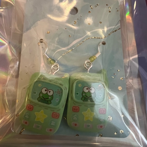 Keroppi Cellphone earrings - Picture 4 of 4